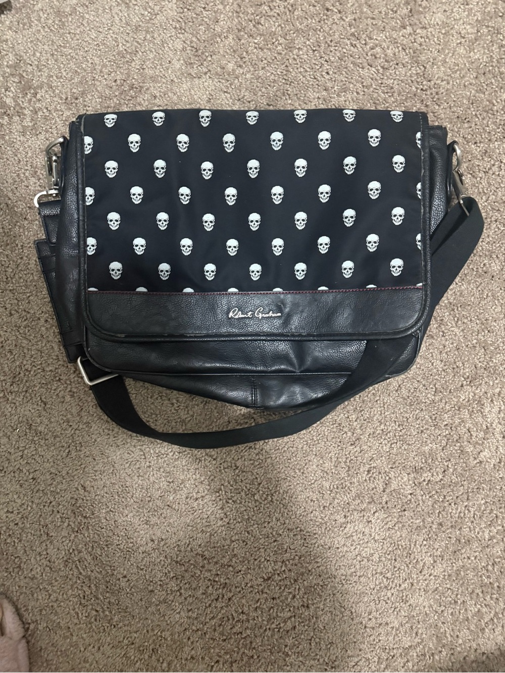 Robert Graham Black Skull-Print Leather Messenger Bag